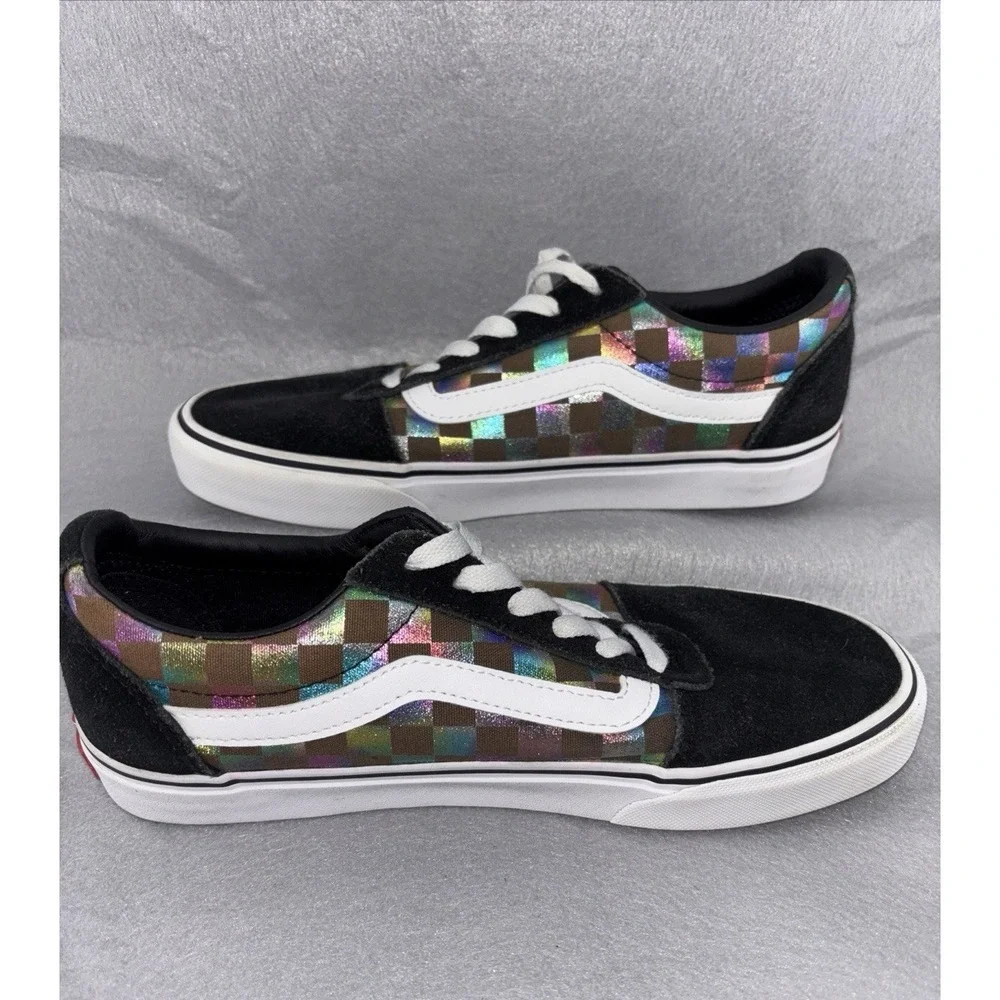 Vans Ward Women's Size 8.5 Iridescent Check Skate Shoes 500714 Rainbow Blk Wht‎